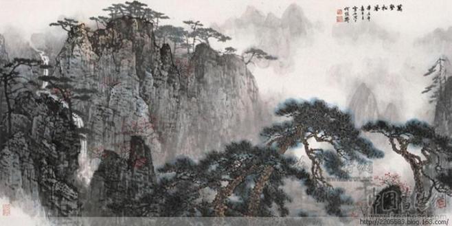 丹阳一寺院门口惊现一只“灵鸟”